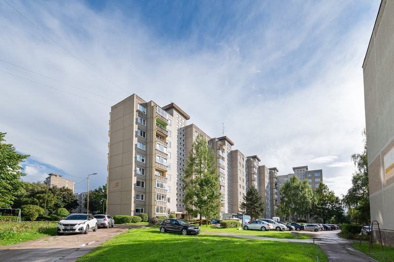 Namas ir kiemas – Šiaurės pr. 12, Eiguliai