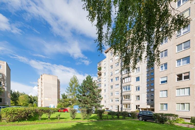 Namas iš kiemo pusės – Šiaurės pr. 12, Eiguliai
