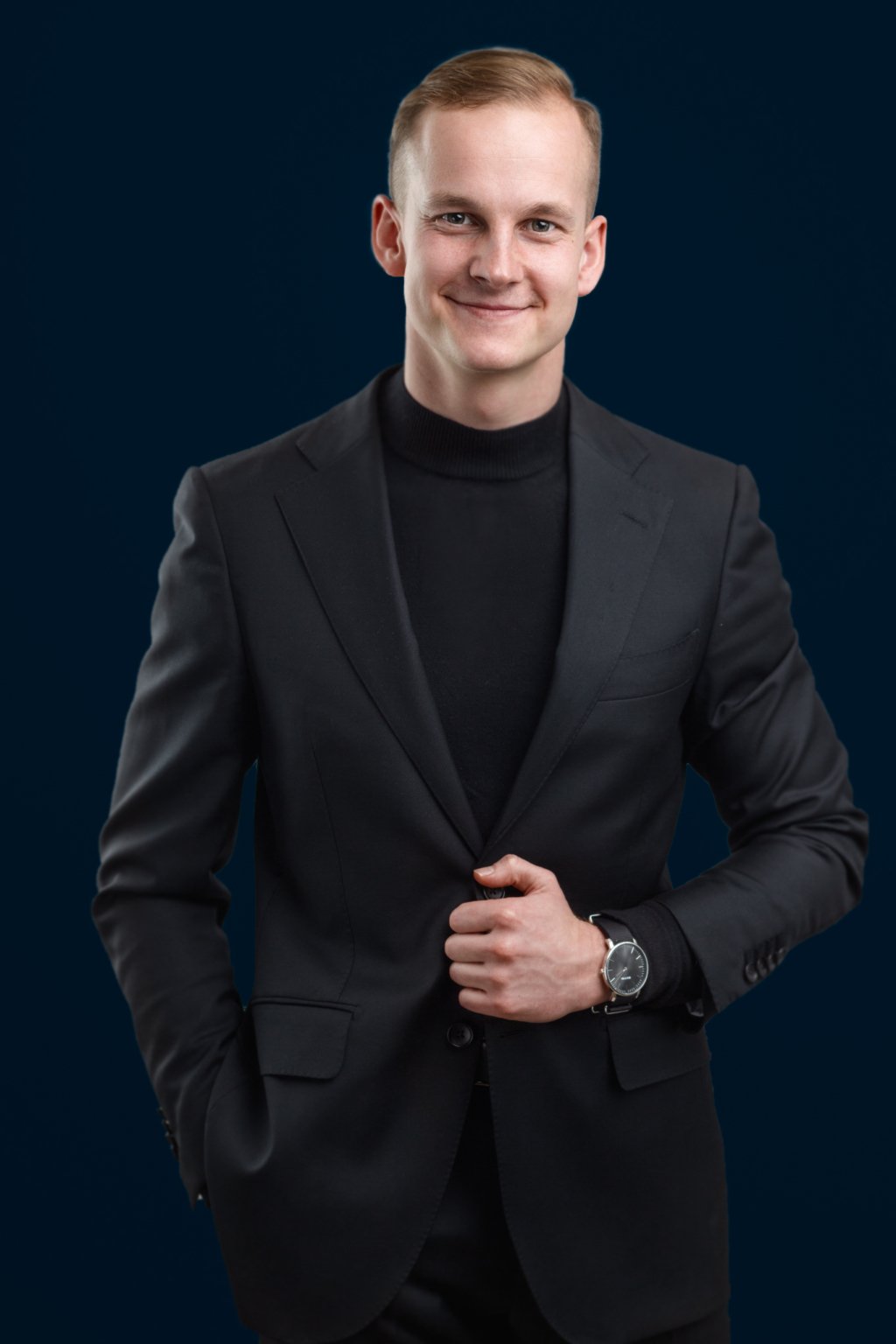Julius Girtas, NT brokeris
